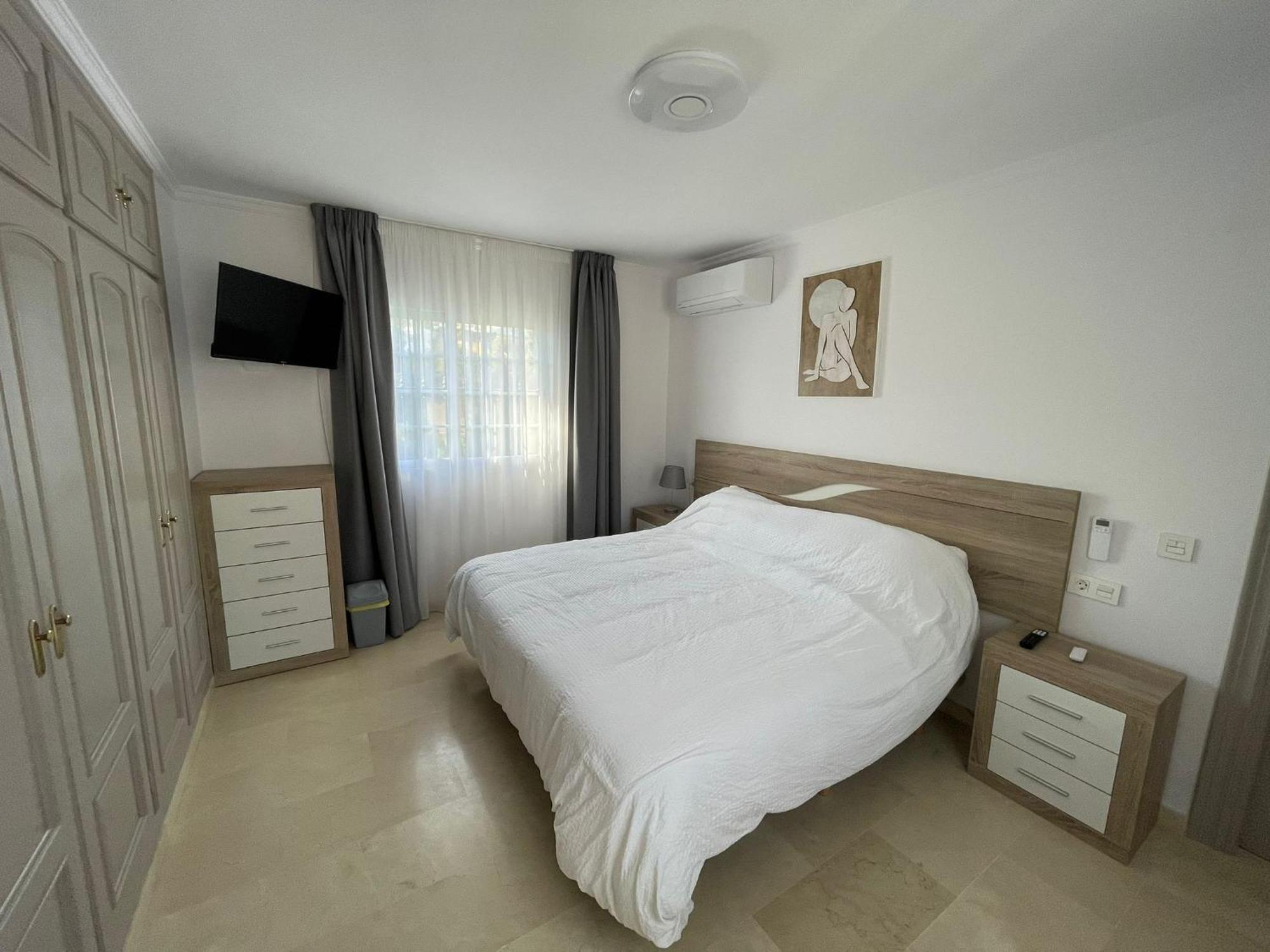 Lets In The Sun - Costa Del Sol Villa